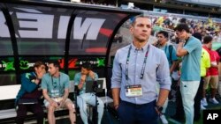 México estará en el Grupo B junto a Ecuador, Venezuela y Jamaica en las eliminatorias mundialistas. Hay dudas sobre el rendimiento del equipo debido a la juventud del entrenador y la falta de tiempo de trabajo con los jugadores.