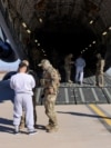 Prve deportacija migranata u Guantanamo