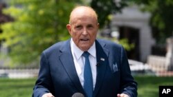 ARHIVA - Lični advokat bivšeg predsednika Donalda Trampa Rudi Đulijani