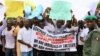 Wasu daga cikin ma'aikatan jihar Adamawa da suka fita zanga zanga kan albashi a birnin Yola a ranar 3 ga watan Oktoba 2019