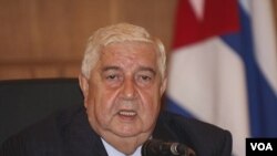 Menteri Luar Negeri Suriah Walid al-Moallem menepis tuntutan Liga Arab tersebut, dengan mengatakan reaksi dunia internasional selama ini berlebihan.