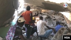 Imágenes de la ciudad sureña de Haití, Les Cayes, tras el devastador terremoto del sábado. [Foto: Matiado Vilme, VOA]