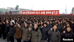 지난해 2월 북한의 3차 핵실험 직후 평양 김일성 광장에서는 핵실험 성공을 축하하는 대규모 집회가 열렸다. (자료사진)