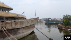 Vue du lac Kivu depuis Bukavu dans l'est de la RDC.