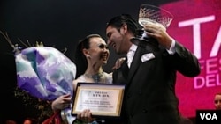 Una japonesa de 42 años y un argentino de 21 ganó el Mundial de Tango en Buenos Aires en 2010.