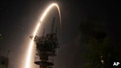 Peluncuran pesawat antariksa Soyuz TMA-13M ke Stasiun Antariksa Internasional (ISS) dari Kazakhstan.
