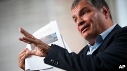 El expresidente de Ecuador, Rafael Correa, durante una entrevista en Bruselas, Bélgica, el 10 de octubre de 2019.