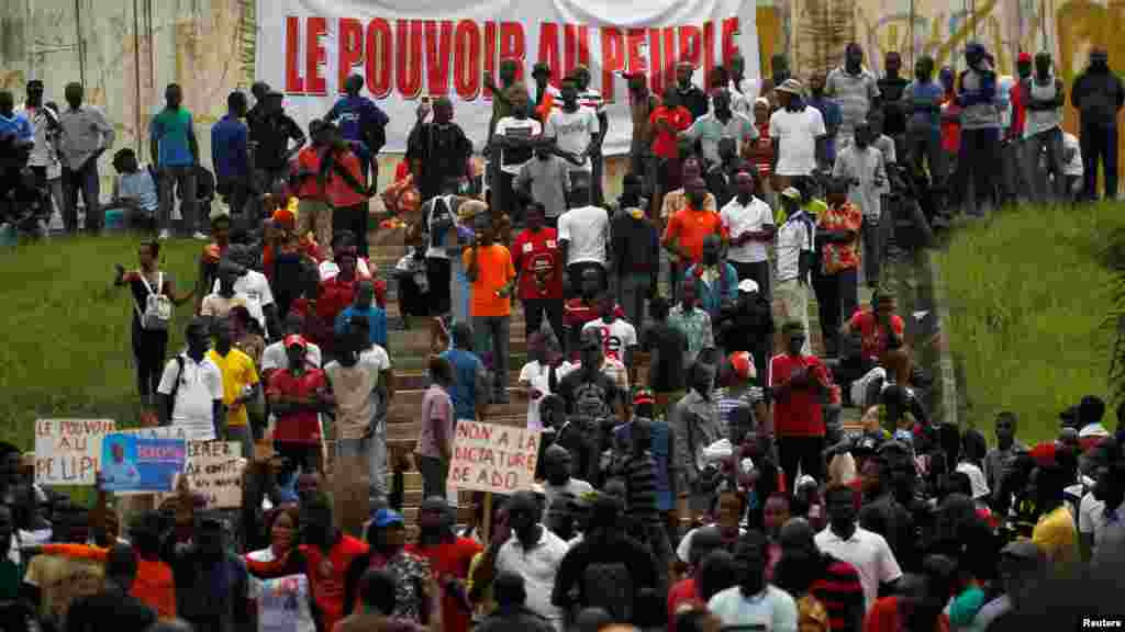 Manifestation de l'opposition de la Côte-d'Ivoire à Abidjan, Côte-d'Ivoire, le 28 octobre 2016.