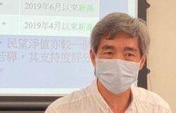 民协成员、最近辞职的前黄大仙区议会主席许锦成表示，港府”放风“导致民主派区议员辞职潮，他认为做法不够光明磊落，影响市民对政府的信任及支持。 (美国之音/汤惠芸)