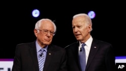 Kandidati za predsedničku nominaciju Demokratske stranke Berni Sanders i Džo Bajden