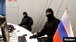Membres du FSB à Moscou le 5 septembre.