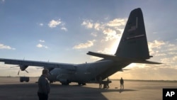 El aviso de la FAA dice que cualquier operador aéreo actualmente en Venezuela, incluyendo aviones privados, debería salir dentro de 48 horas.