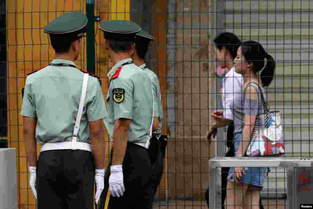 厦门金砖国家峰会期间,武警在会场附近巡逻。(2017年9月2日)