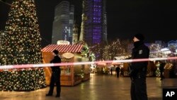 At Least 12 Killed After Truck Drives Through Berlin Market 