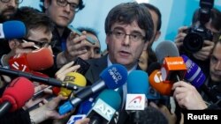 L'ancien President catalan, Carles Puigdemont, en exil en Belgique devant la presse le 24 Janvier 2018