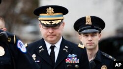 Le lieutenant-colonel Alexander Vindman, l'un des principaux témoins dans l'enquête en destitution contre Donald Trump.