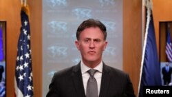 El coordinador de la estrategia antiterrorista del Departamento de Estado de Estados Unidos, el embajador Nathan A. Sales, conversó con la periodista de la Voz de América, Nathaly Salas Guaithero, durante una entrevista realizada el 24 de junio de 2020.