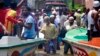 Sri Lankans Rush to Help Victims of Floods, Mudslides