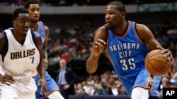 Kevin Durant à Dallas, Texas, Octobre 2014. 