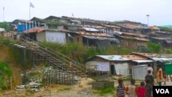 ဘာရှန်ချာကျွန်းပေါ်ရှိ ရိုဟင်ဂျာ ဒုက္ခသည်စခန်း။