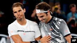 Por su parte, afectado de muchas lesiones en 2016 y los últimos años, Nadal no había llegado a una final de Grand Slam desde que ganó el Abierto de Francia de 2014.