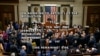 Les élus de la Chambre des représentants, lors du vote de mise en accusation de Donald Trump le 18 décembre 2019 à Washington.(House Television via AP)
