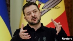 Volodimir Zelenski yanvarın 25-də Moldova Prezidenti ilə birgə mətbuat konfransında