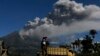Gunung Sinabung Meletus, Penduduk Mengungsi 