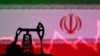 ایران د تیلو د صادراتو لپاره کرايي کښتۍ کاروي. 