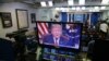 Trump défend le mur sur un ton présidentiel sans rien lâcher