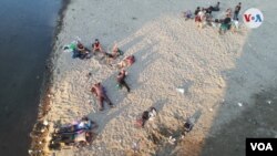 Migrantes descansan en su ruta a Estados Unidos. [Foto Eugenia Sagastume/VOA].