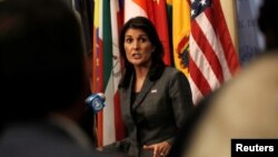La embajadora de EE.UU ante la ONU, Nikki Haley, habló con la prensa el lunes, 10 de septiembre de 2018.