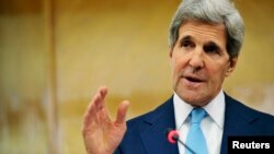 Menlu Amerika John Kerry mengatakan di Amman, Yordania hari Rabu (17/7) bahwa perundingan damai Timur Tengah hampir terwujud.