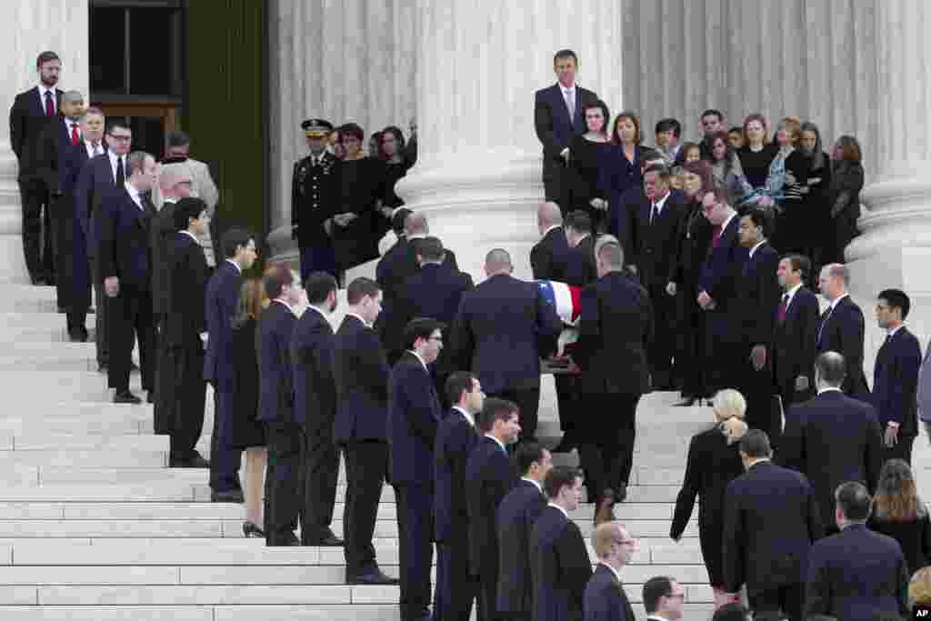 The casket of Supreme Court Justice Antonin Scalia arrives at the Supreme Court in Washington, Feb. 19, 2016.