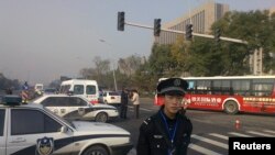Shansi provinsiyasi, Tayuan shahrida qo’lbola bomba ishlatilgani taxmin qilinayapti. Uning ichiga shrapnel – mayda temirlar to’ldirilgan.