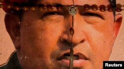 Personalidad de todo tipo le dan el último adiós al ex mandatario de Venezuela, Hugo Chávez.
