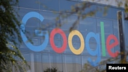 Logo Google terlihat di Mountain View, California, 1 November 2018. (Foto: Reuters)