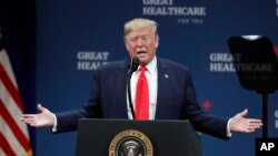 Le président Donald Trump, le jeudi 3 octobre 2019, à The Villages, en Floride. (AP Photo / John Raoux)