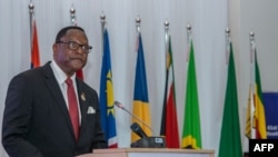 Rais wa Malawi Lazarus Chakwera akitoa hotuba ya kukubali uteuzi kama mwenyekiti wa SADC. Lilongwe, Malawi, on Aug. 17, 2021.