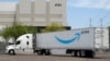 Amazon enfrenta reacción en China por camisetas prodemocracia sobre Hong Kong
