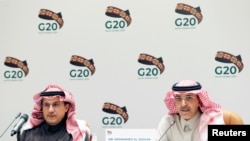 沙特阿拉伯财政大臣穆罕默德·贾丹（Mohammed Al-Jadaan）2月23日在首都利雅得就20国集团峰会问题举行记者会。
