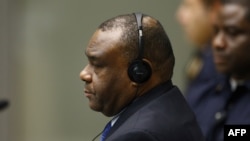 L'ancien vice-président congolais Jean-Pierre Bemba dans la salle d'audience de la Cour pénale internationale (CPI) à La Haye le 21 juin 2016 (AFP PHOTO / POOL / Michael Kooren).