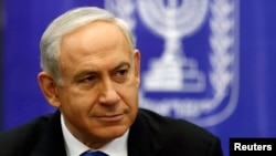 Kemenangan partai-partai moderat atas partai pimpinan PM Israel Benjamin Netanyahu, diperkirakan akan mempengaruhi politik Israel menjadi lebih moderat. 