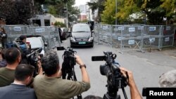 FILE - Journalists work in Istanbul, Turkey, Oct. 31, 2018. When it comes to gender equality in Turkish media, men still dominate managerial roles, research by a journalist union has found.  