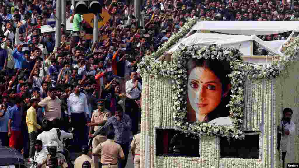 Jaruman Bollywood sun fara makokin mutuwar 'yar wasa Sridevi a Mumbai