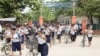 គ្រូបង្រៀន​និង​​ពលរដ្ឋ​ខ្មែរ​ដាក់​ញត្តិ​បឹ្តង​ដក​នាយក​វិទ្យាល័យ​មួយ​រូបក្នុង​ខេត្ត​តាកែវ​