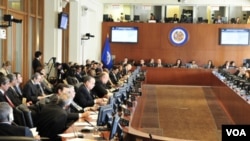 La OEA convocó a una sesión extraordinaria para solucionar la crisis entre ambas naciones, pero no se lograron acuerdos concretos.