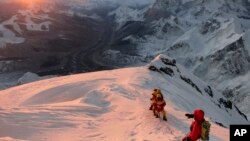 Nepal Everest Avalanche