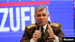 El ministro de Defensa de Venezuela, Vladimir Padrino, habla durante una conferencia de prensa en Caracas, Venezuela, el 11 de enero de 2021.