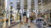 บริษัทแฟชั่น Michael Kors ซื้อกิจการ Versace สองพันล้านดอลลาร์